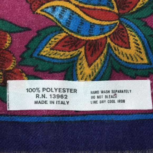 Beautiful Large Fringe Scarf From Italy - Picture 5 of 7